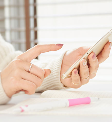 パンフレットデザインのQRコード読み取り